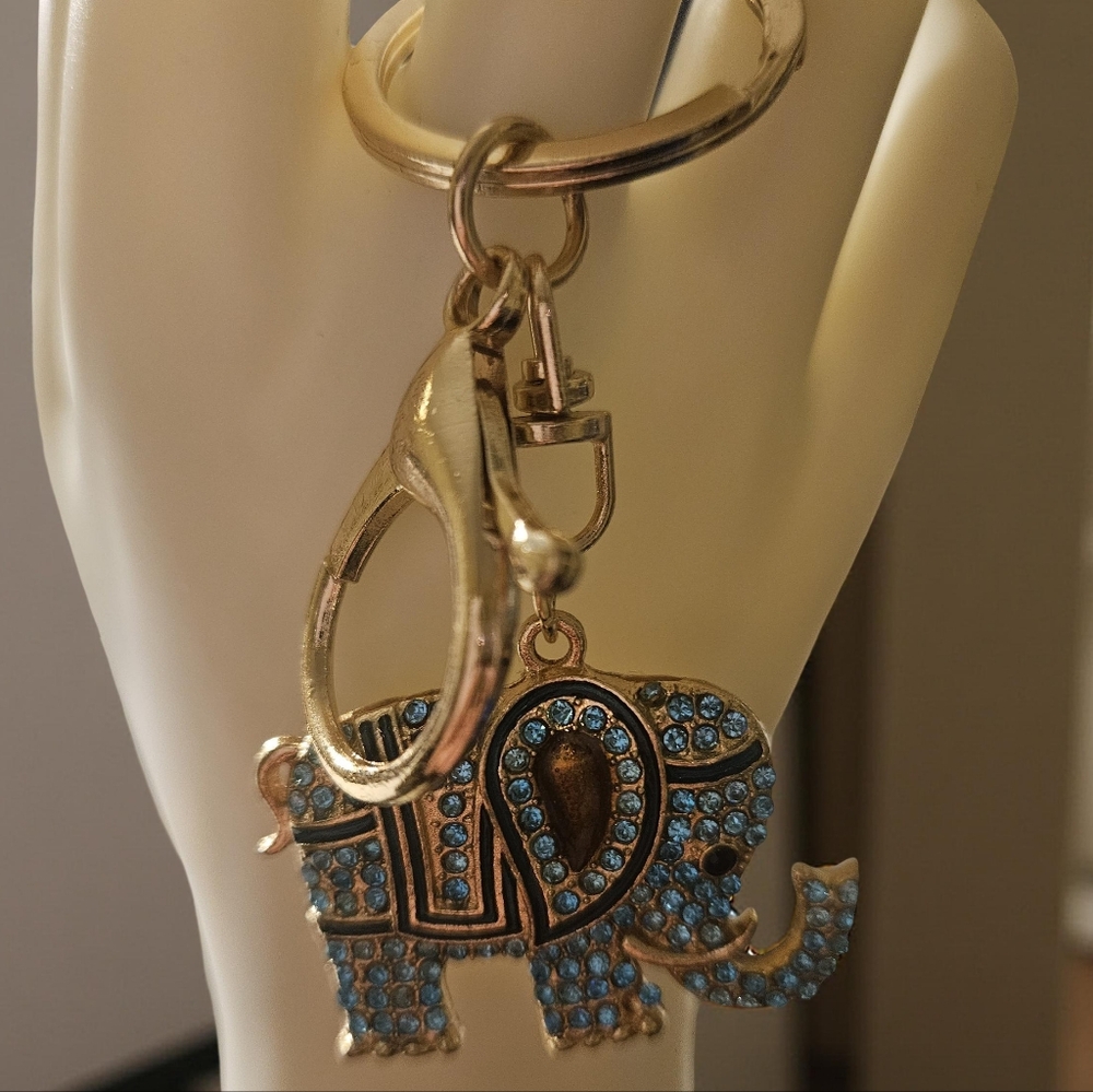 Elephant Rhinestone Keychain Blue - Picture 2 of 4